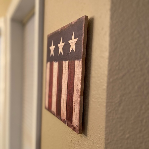 Home Of The Brave Wood Wall Sign & Vintage Style American Flag Wood Wall Sign - Picture 13 of 16